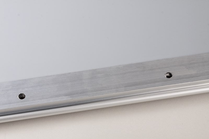 STAS kliklijsten zijn lichtgewicht en maken gebruik van een anti-reflex kunststof schutvel voor optimale zichtbaarheid.