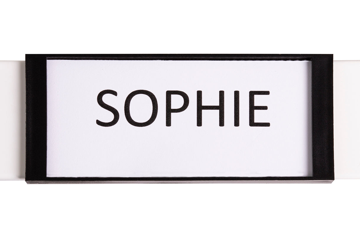 STAS name tag voor de papergrip, afmetingen van 8,7 x 3,7 x 0,6 cm.