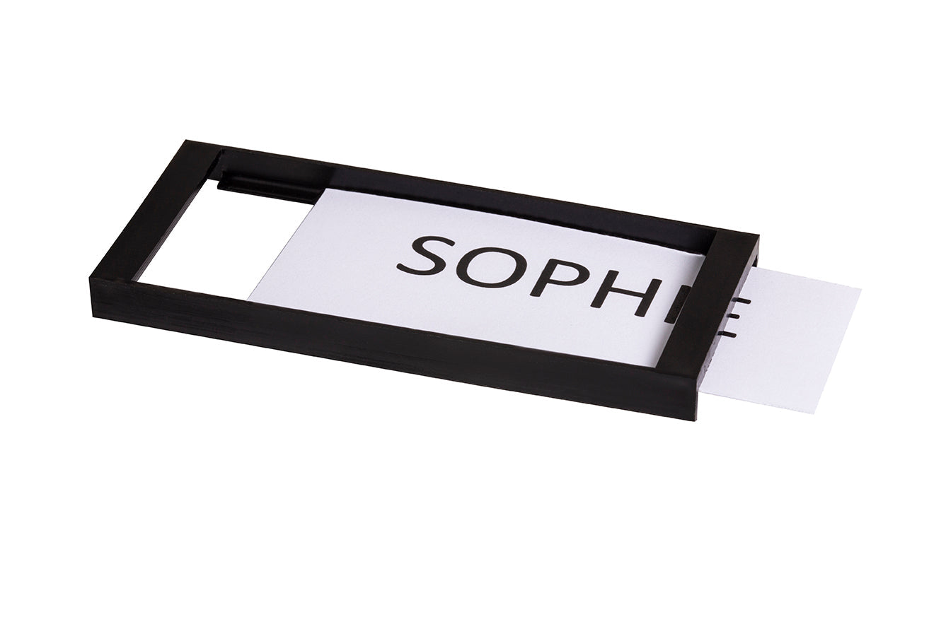 STAS name tag voor de papergrip, gemaakt van duurzaam kunststof in zwart.