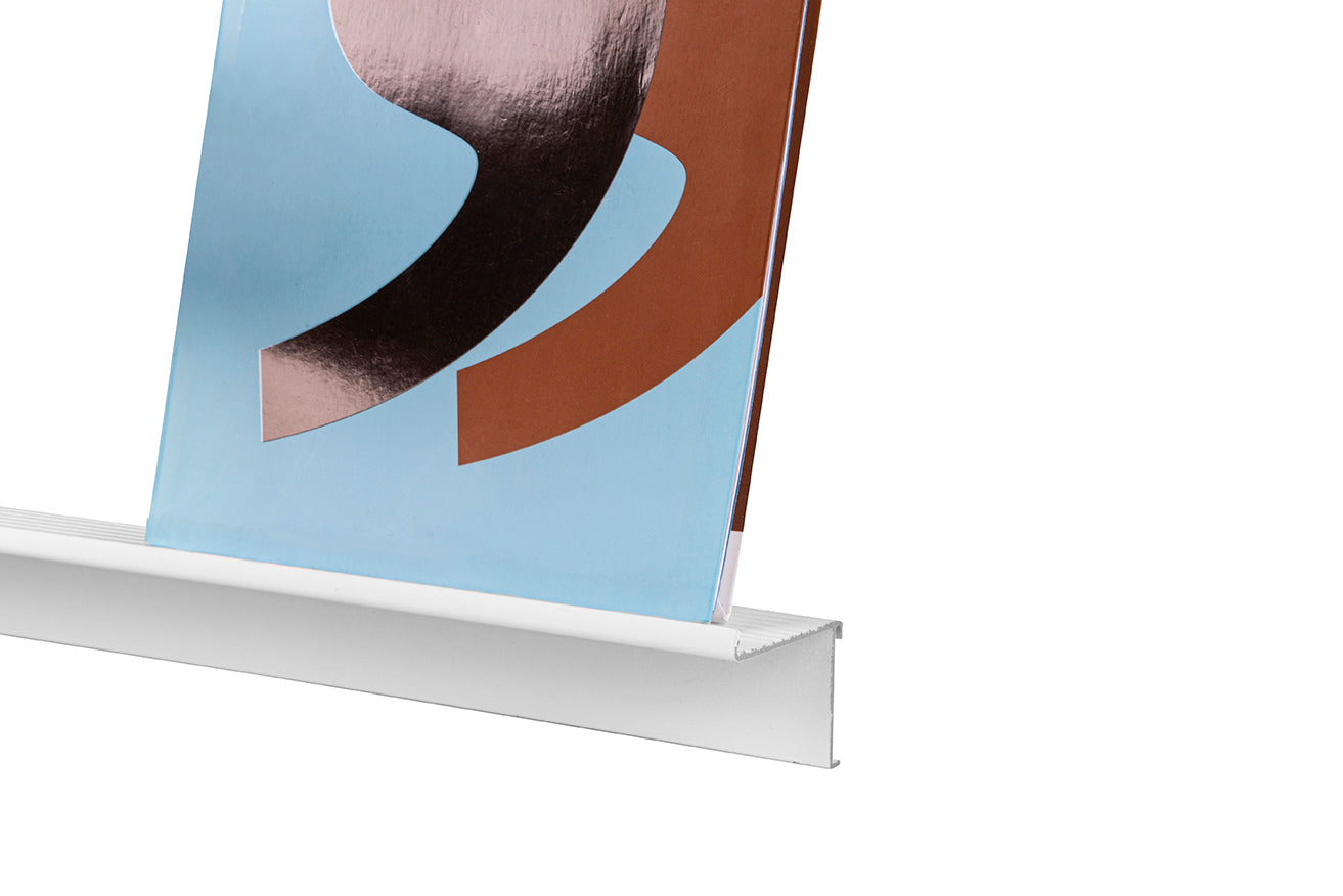 STAS grip up voor wandmontage, ideaal als wandplank voor boeken en decoratie.